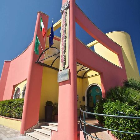 Lo Scacciapensieri Hotel & Restaurant Monteroni di Lecce Zewnętrze zdjęcie