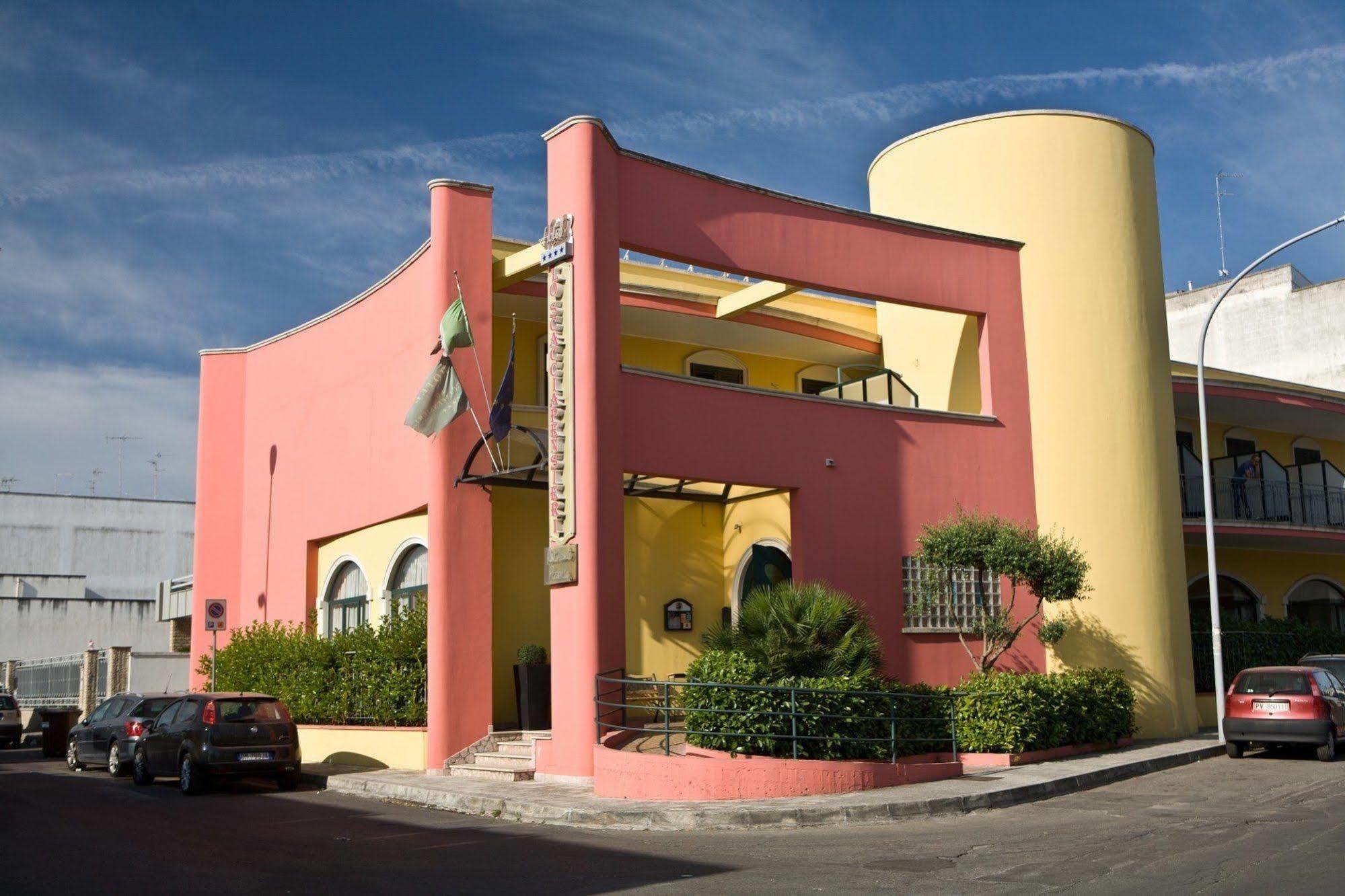 Lo Scacciapensieri Hotel & Restaurant Monteroni di Lecce Zewnętrze zdjęcie